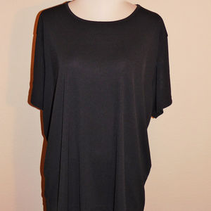 3X Maggie Barnes Black Rose Embroider Stretch Top